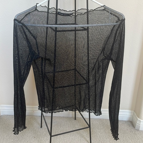 Long sleeve sheer top - Picture 2 of 5